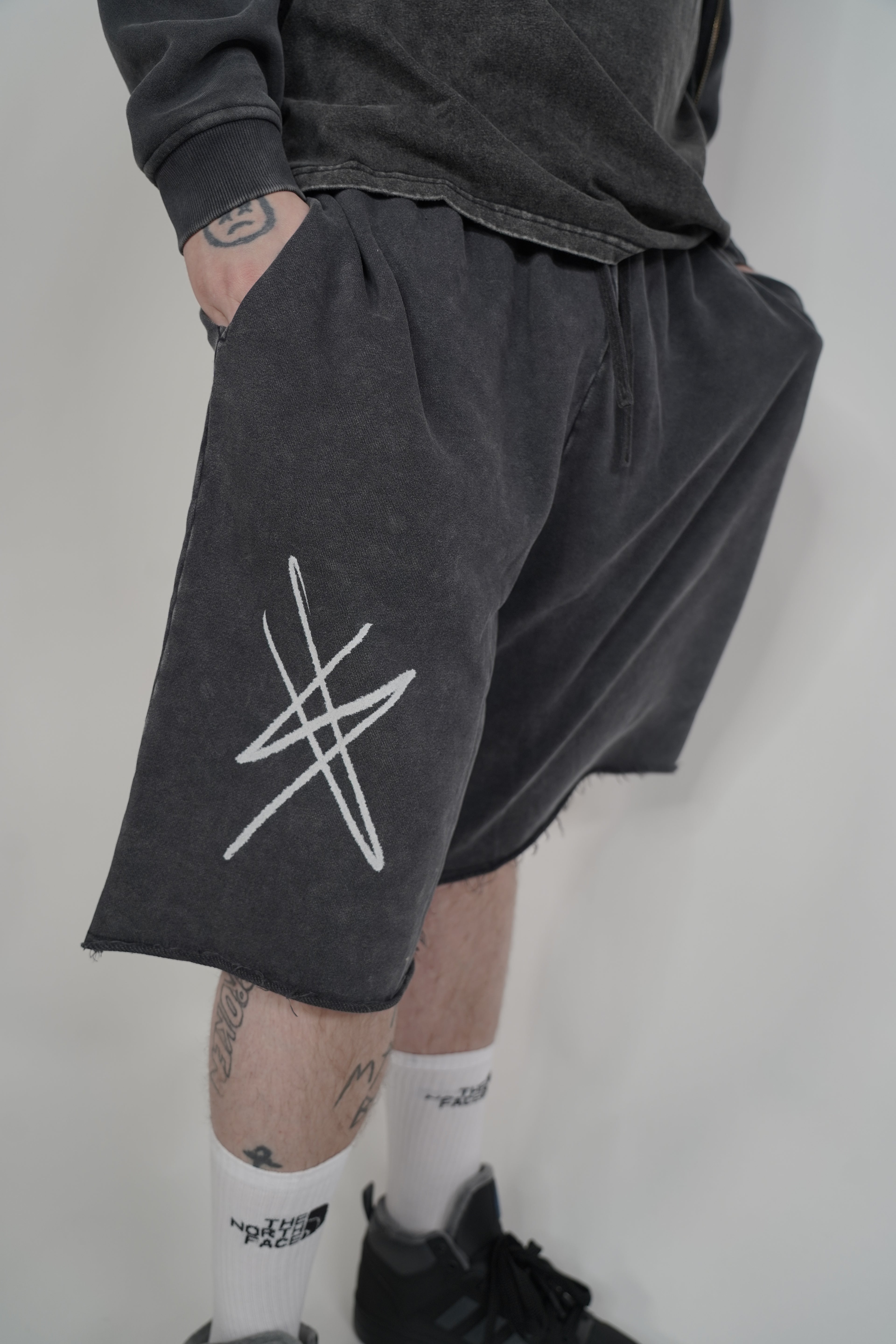 signature print shorts