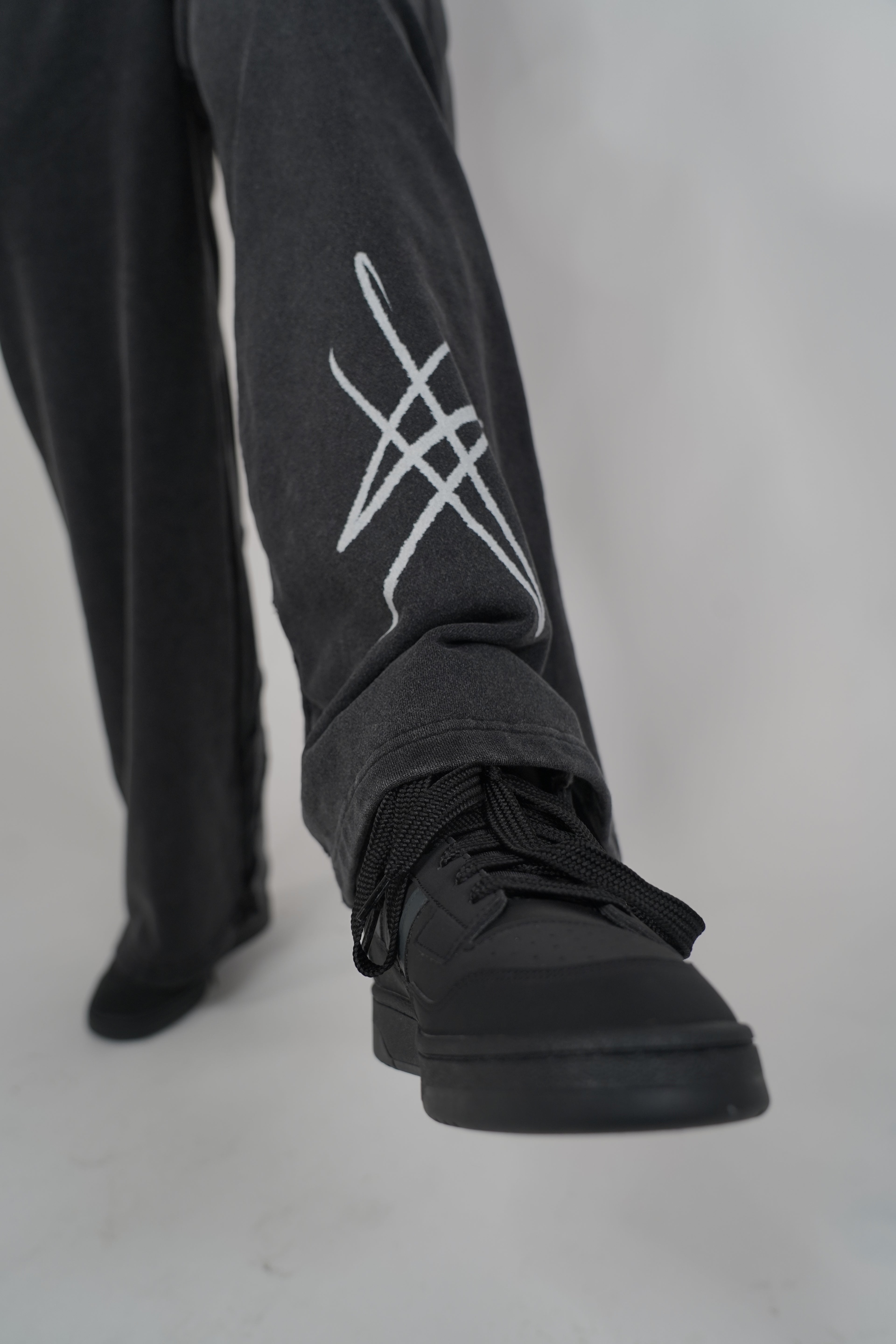 signature print sweatpants